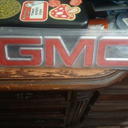 Gmc Tail Gate Emblem New