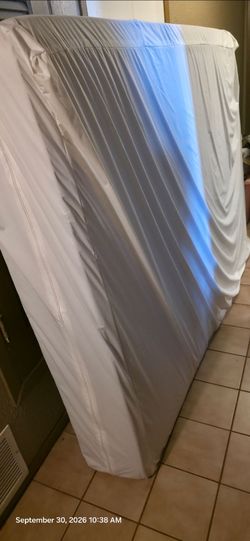 Complete Full size mattress & box spring,head board with 2 piece matching dressers