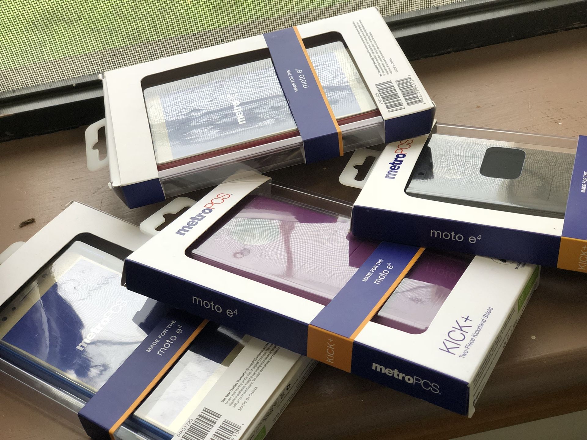 Moto e cases (4cases)
