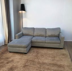 Beautiful Gray sofa Lounge Couch + Free Delivery