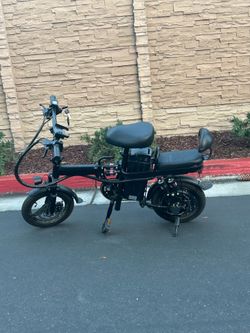 Foldable e-bike w/charger