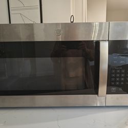 MICROWAVE GE 1.6 CU STAINLESS STEEL 