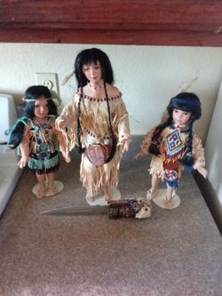 Paradise galleries collection Native American dolls