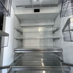 Built In Panel Ready Thermador 36” Refrigerator French Door Ice Maker