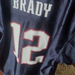 New England Patriots Tom Brady #12 NFL Jersey Size XL Youth 