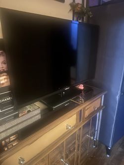Element Tv 22” 38”
