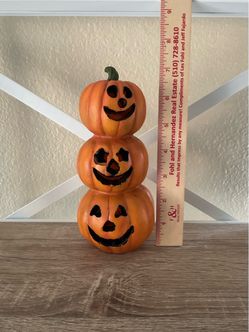 LIGHTED PUMPKINS