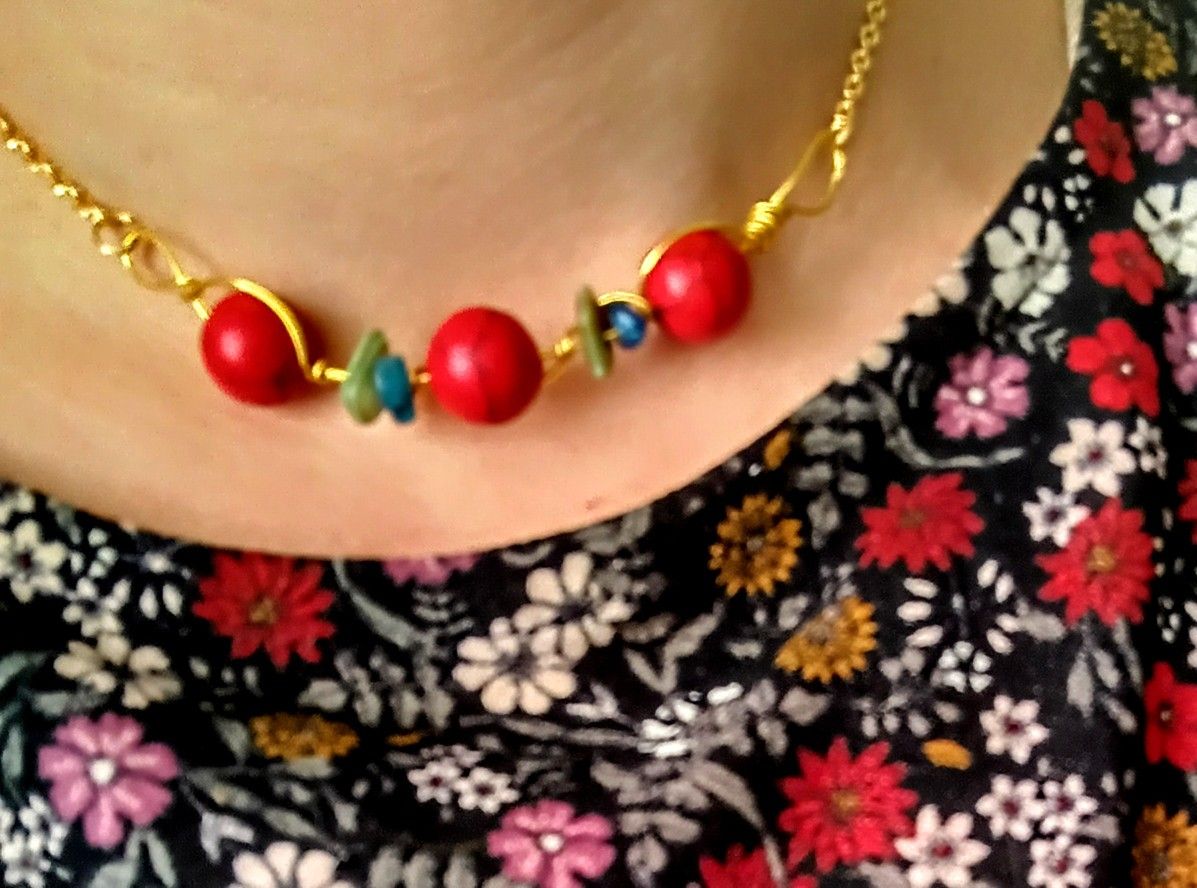 Fancy Chained Red Turquoise Beads Necklace