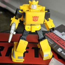 Bumblebee STUDIO SERIES (No Box-New)