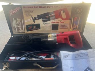 Milwaukee sawzall plus