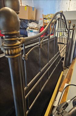 Metal headboard
