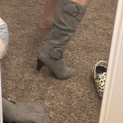 Women’s Boots Size 91/2