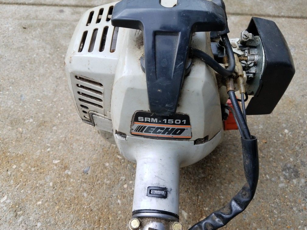 Echo SRM-1501 String Trimmer " Runs Good "