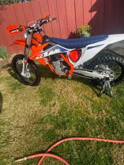 2022 KTM 450 SX-F