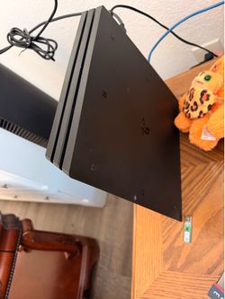 Ps4 12.52 gold hen pre installed 22 games,negotiable,1 controller included