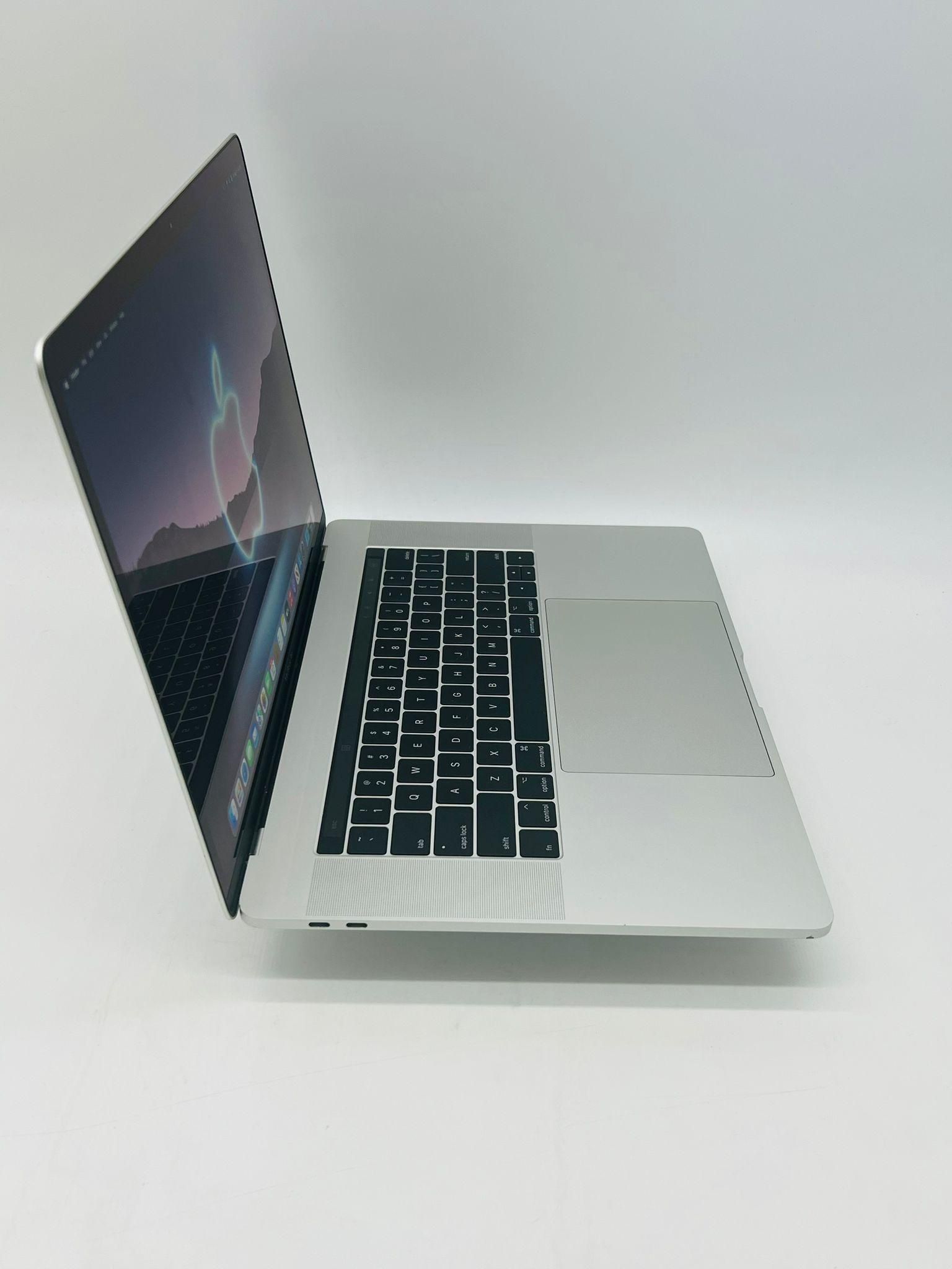 MacBook Pro 15” Laptop Apple Intel Core i7/16GB RAM/512GB