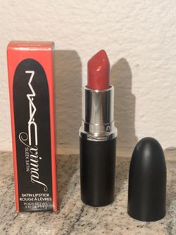 MACximal Sleek Satin Lipstick #826 Brick-o-La