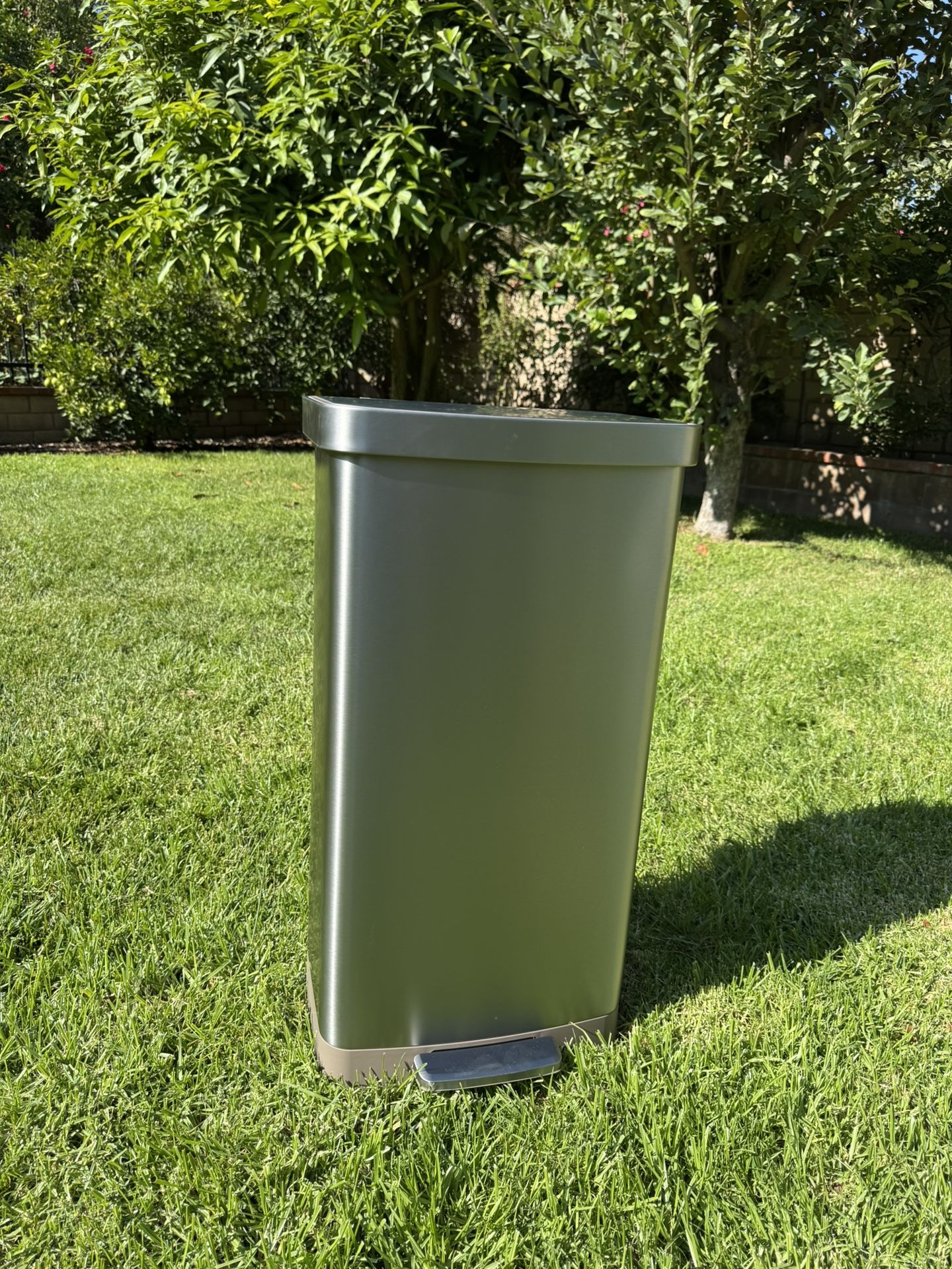 Hudson 75L / 19.8 Gal Step Can with Bag Compartment - Stainless Steel Kitchen Trash Can Large Garbage Can