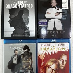 Ser Of 4 Blue Ray Movies Starring Daniel Craig. Title Can Be Seen In Pics.