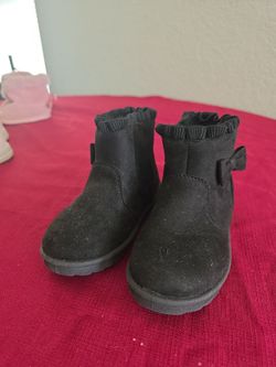 Toddler Girls Black boots- Size9