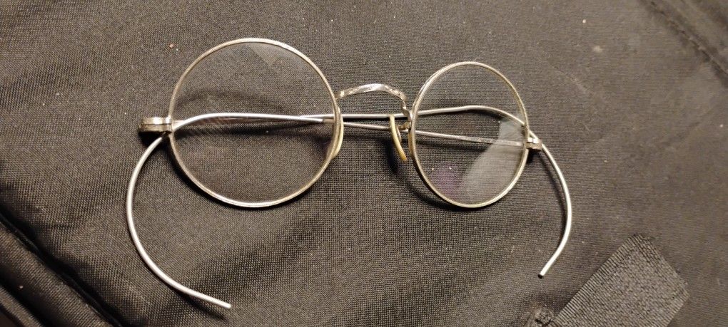 Vintage Round Engraved Wire Glasses