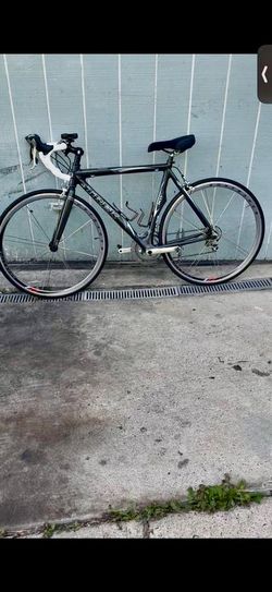 Trek Madone 5.2 OCLV 120 Carbon Fiber, Ultegra, 54cm