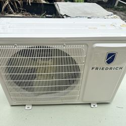 Friedrich FPHSR12A1A 12000 BTU Floating Air Pro Series Outdoor Unit - 115V for split system.