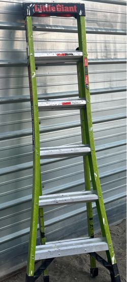 Little Giant Green Fiberglass Ladder