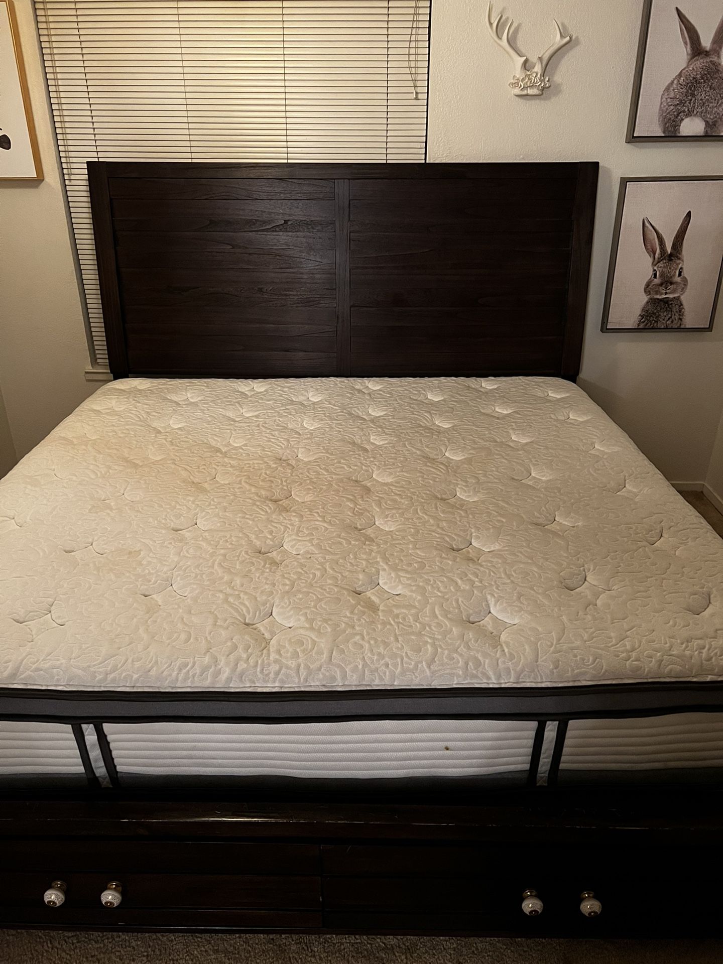 Bedroom Bundle - Ashley’s Furniture