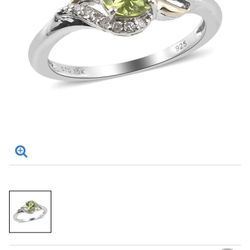 Gorgeous high quality Peridot & Diamond Ring - size 7 - new!