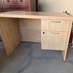 WOOD DESK 