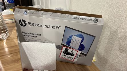 HP 15.6 inch HD Win 11 Laptop Intel Core i5-1334U 8GB 512GB SSD Natural Silver