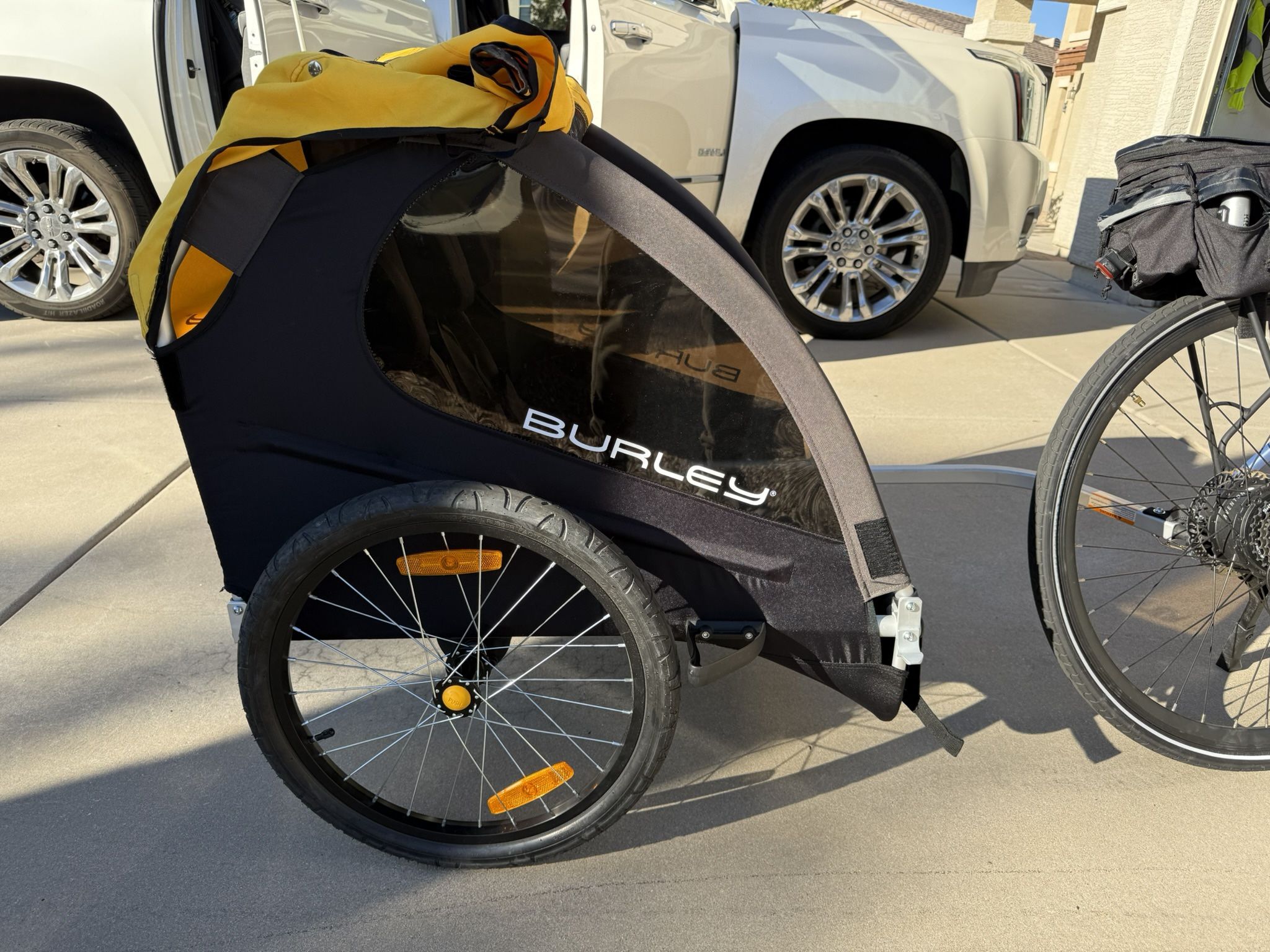 Burley Bee Double Kids Trailer