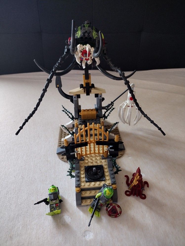 Lego Atlantis 8061 Gateway Of The Squid