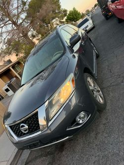 2014 Nissan Pathfinder