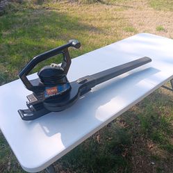 Electric Toro Super Blower Vac yard shop tool