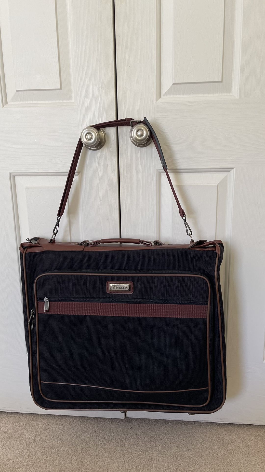 Garment Bag / Carry On Bag