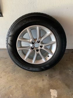 2014 Ford Edge OEM wheel with tire