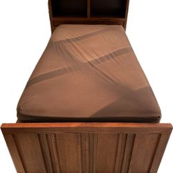 Twin Bed With Wooden Headboard With Shelves - Solid Oak