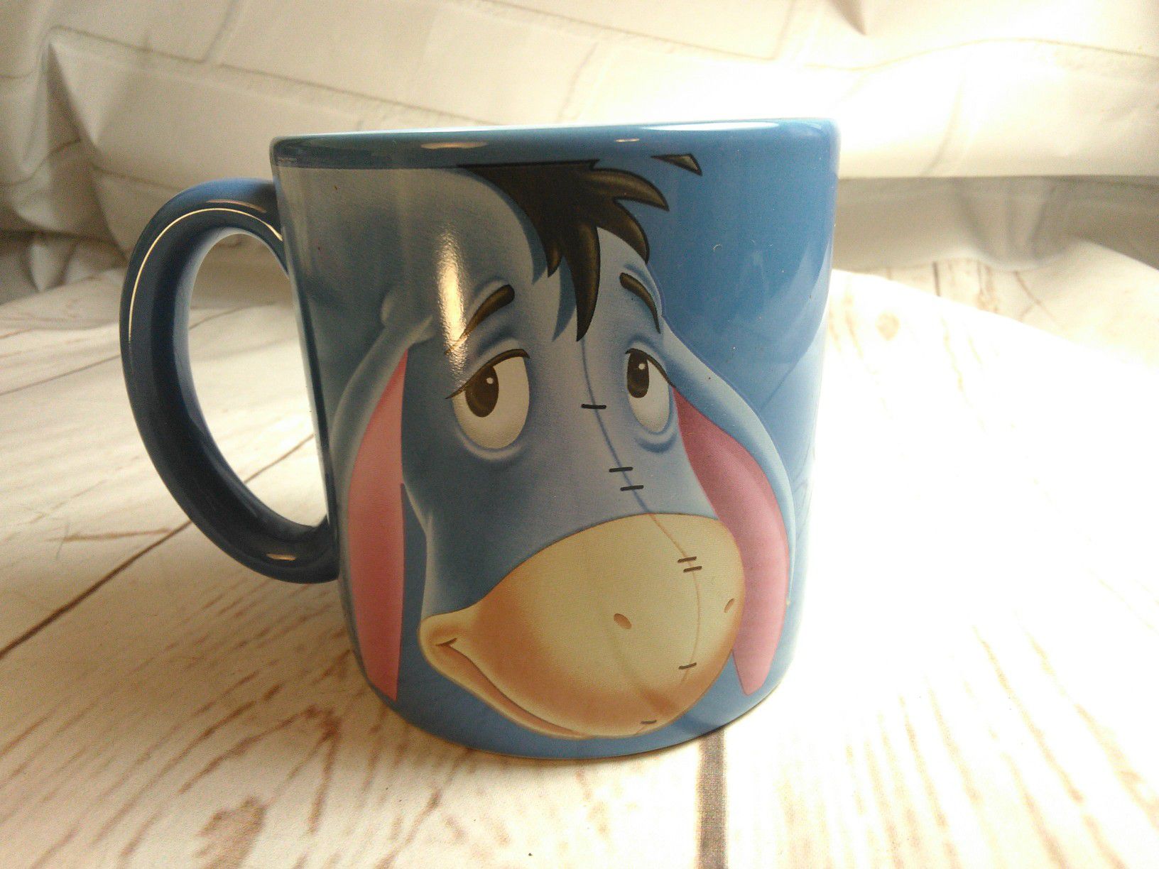 Whinnie the Pooh Disney eeore donkey shy coffee tea mug