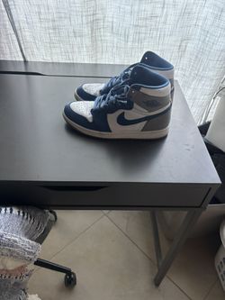 Size 10 Jordan 1