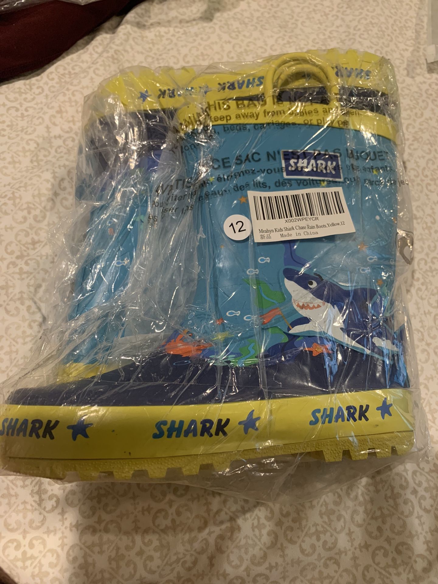 Shark Kids Chase Rain Boots, Yellow Size 12