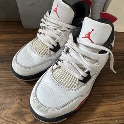 2Y Jordan 4 Retro White/Fire Red/Black/Neutral Grey