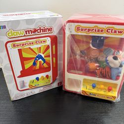 NEW Arcade Claw Machine with Arcade Toys Inside for Kids