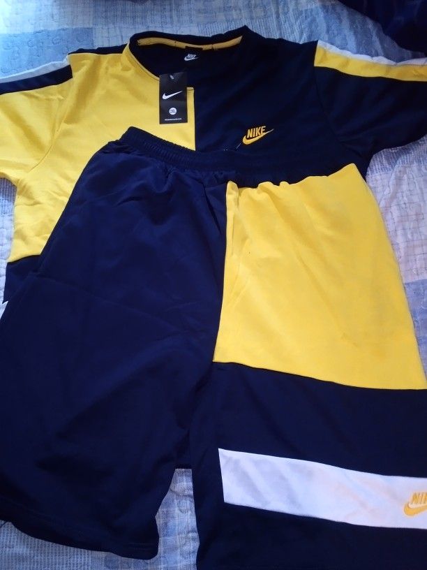 Nike Shorts Set