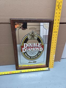 Double diamond bar mirror