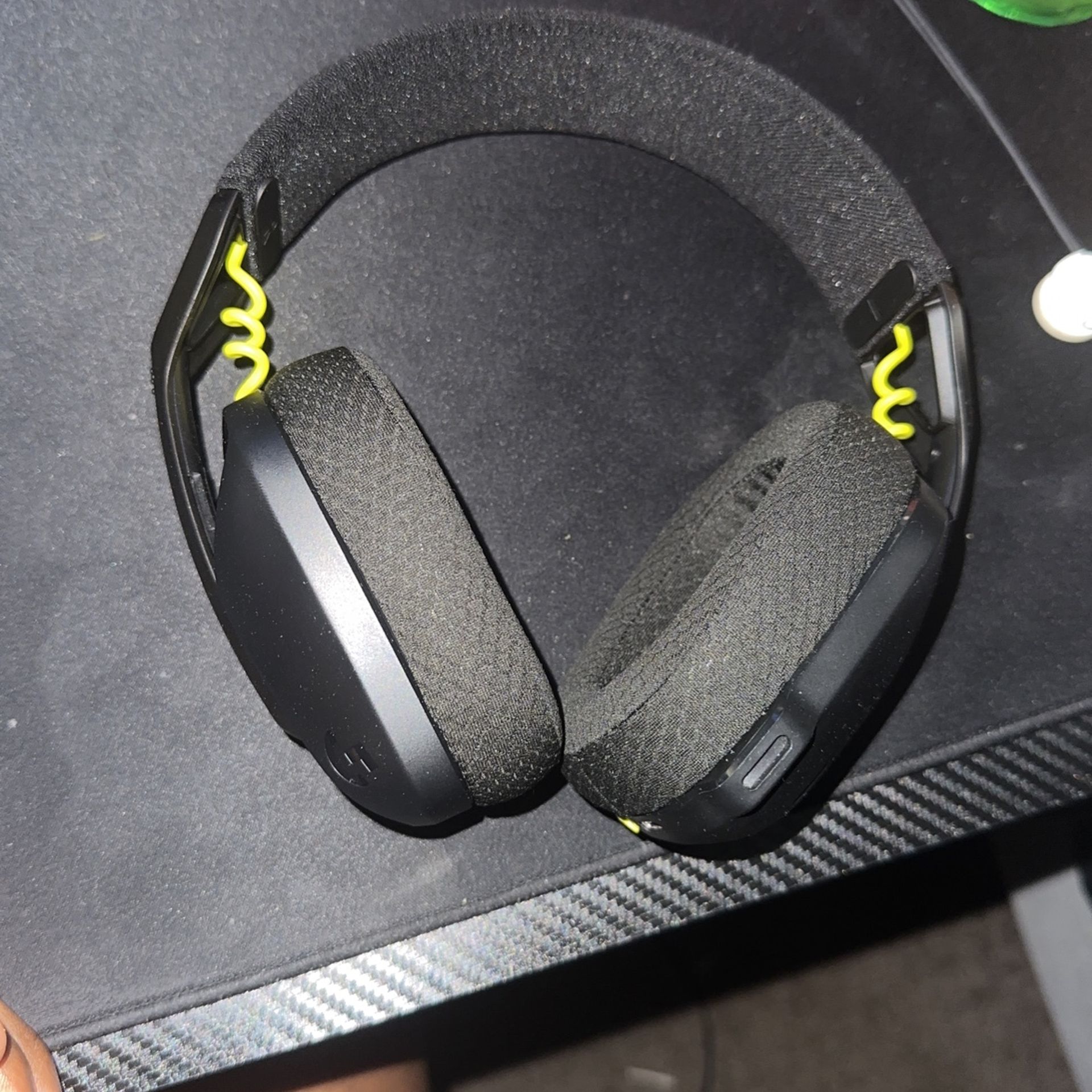 Logitech G435 LIGHTSPEED headset BLUETOOTH