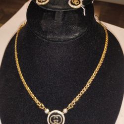 Gucci Necklace Set