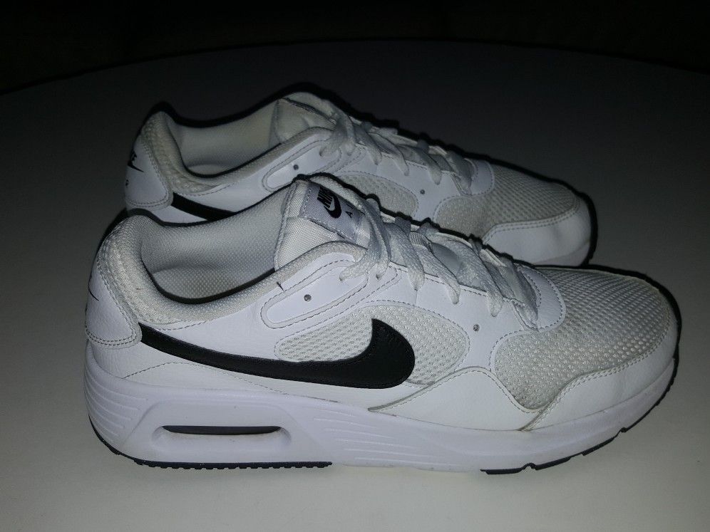 Nike Airmax SC
"Size 9.5 mens"