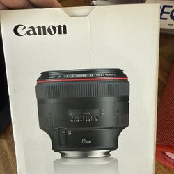Canon EF 85mm 1.2 ii 
